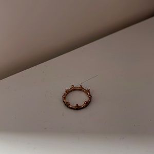 Pandora ring